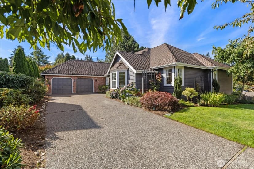 Property photo for 5816 Chennault Beach Drive, Mukilteo photo 2