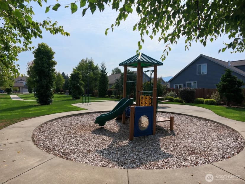 Property photo for 312 Shannon Avenue, Sedro Woolley photo 37