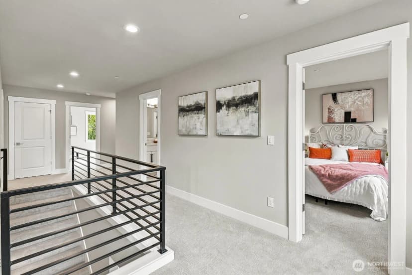 Property photo for 18554 Stone Avenue N, Shoreline photo 23