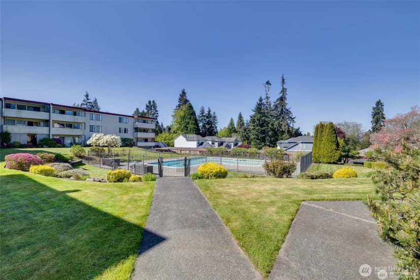 Property photo for 8516 196th Street Sw #105, Edmonds photo 35
