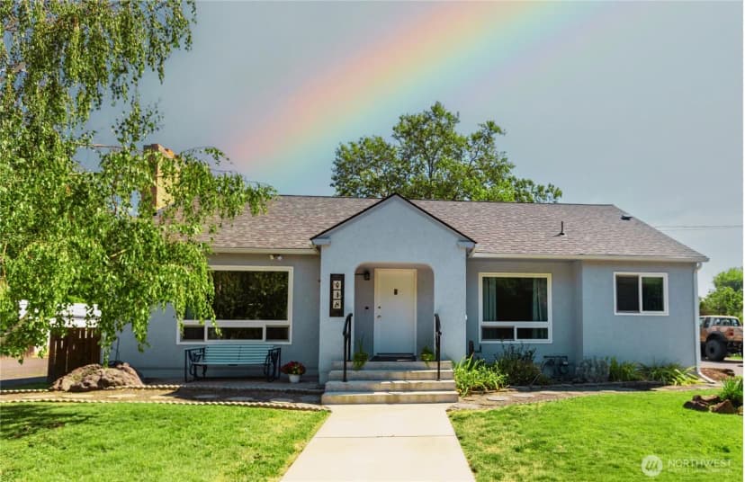 Property photo for 418 N Division Street, Walla Walla