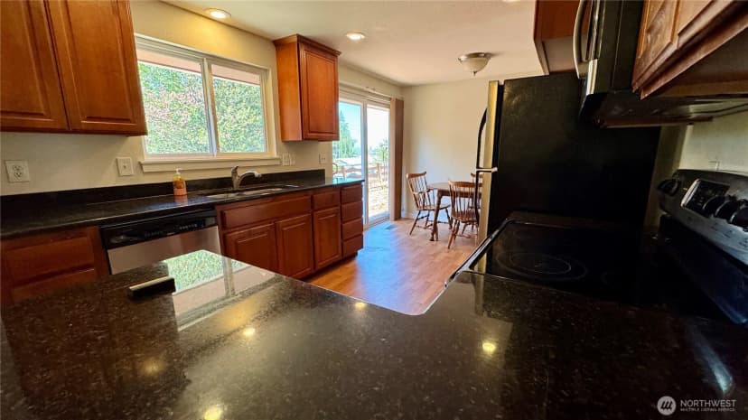 Property photo for 1822 N Bristol Street, Tacoma photo 15