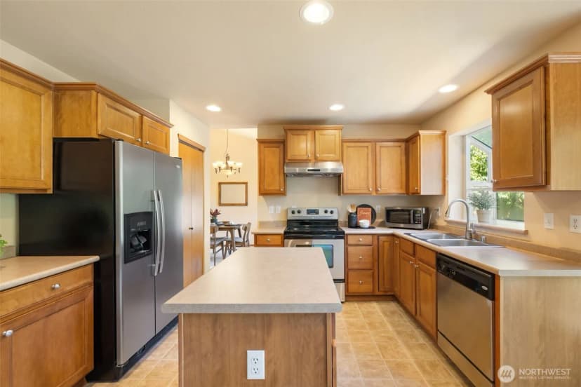 Property photo for 4523 Se Bakken Court, Port Orchard photo 10