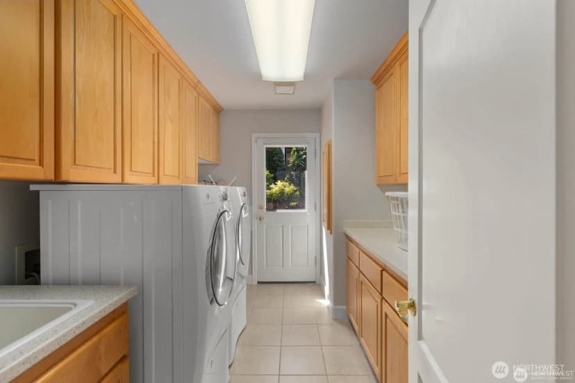 Property photo for 30822 36th Court Sw, Federal Way photo 29