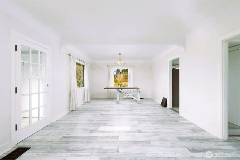 Property photo for 24507 Meridian Avenue E, Graham photo 10