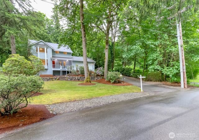 Property photo for 28803 184th Place Se, Kent photo 2