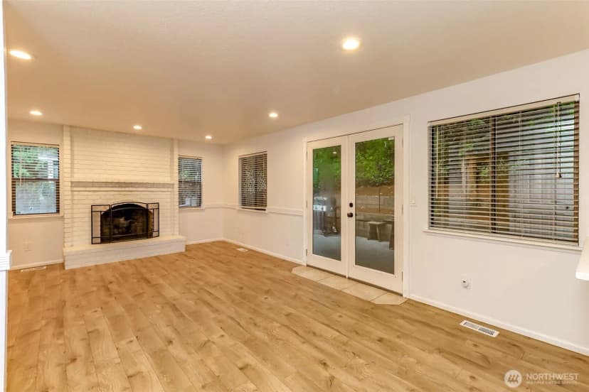 Property photo for 28803 184th Place Se, Kent photo 8