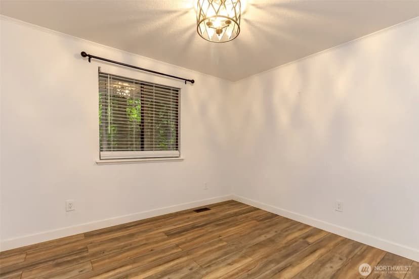 Property photo for 28803 184th Place Se, Kent photo 19
