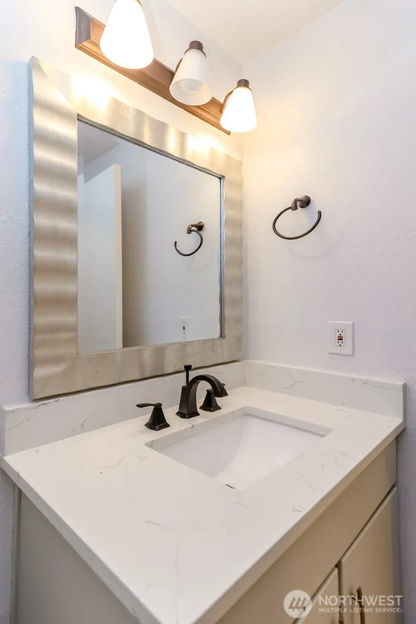Property photo for 28803 184th Place Se, Kent photo 15