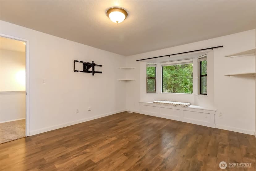 Property photo for 28803 184th Place Se, Kent photo 23