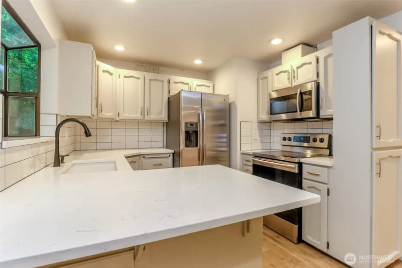 Property photo for 28803 184th Place Se, Kent photo 14