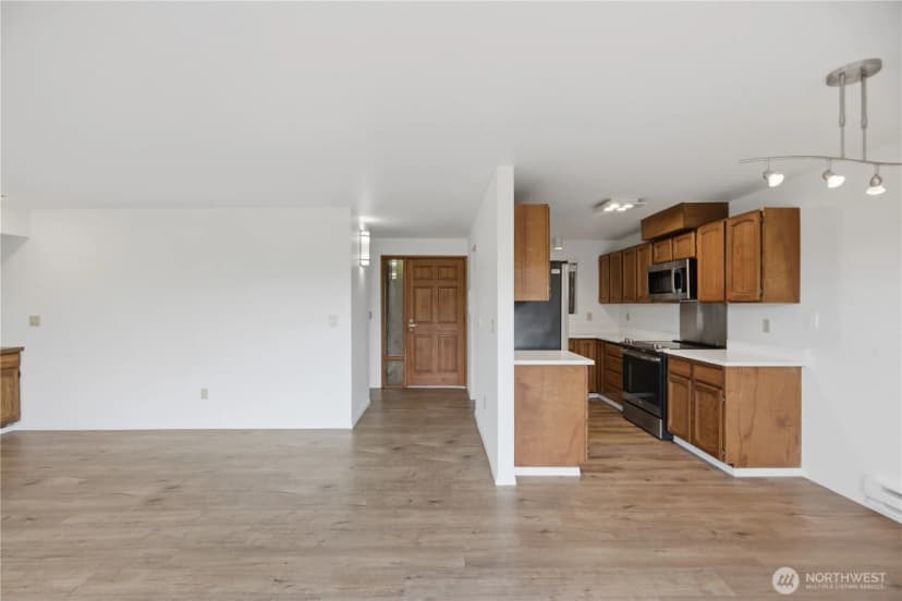 Property photo for 717 122nd Avenue Ne #b2, Bellevue photo 15