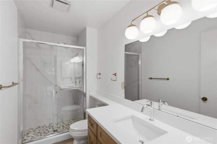 Property photo for 717 122nd Avenue Ne #b2, Bellevue photo 22
