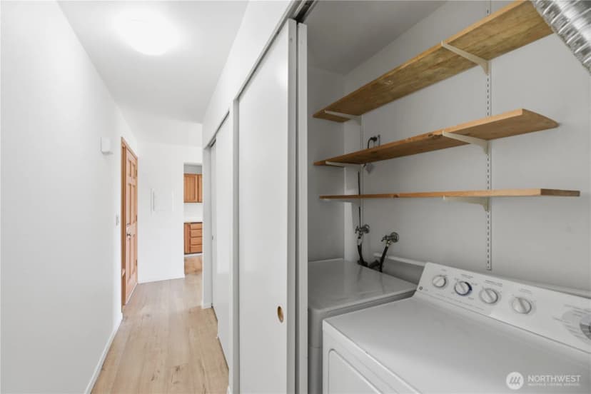 Property photo for 717 122nd Avenue Ne #b2, Bellevue photo 29