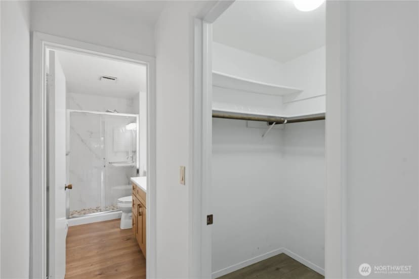 Property photo for 717 122nd Avenue Ne #b2, Bellevue photo 20