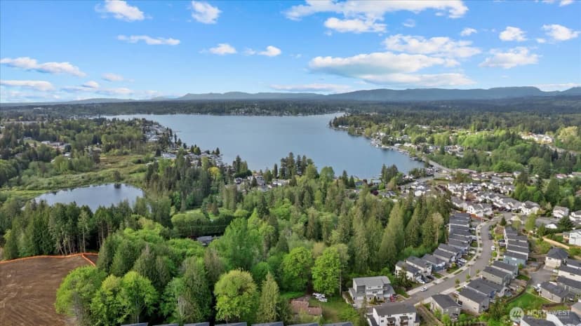 Property photo for 10928 S Lake Stevens Road, Lake Stevens photo 6