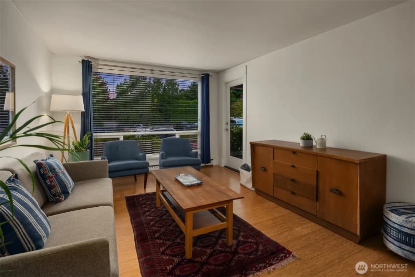 Property photo for 720 Lakeside Avenue S #106, Seattle photo 7