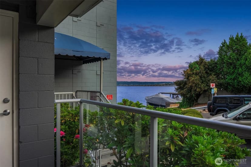 Property photo for 720 Lakeside Avenue S #106, Seattle photo 12