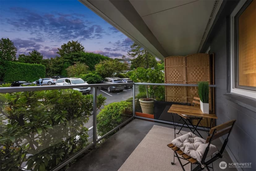 Property photo for 720 Lakeside Avenue S #106, Seattle photo 11