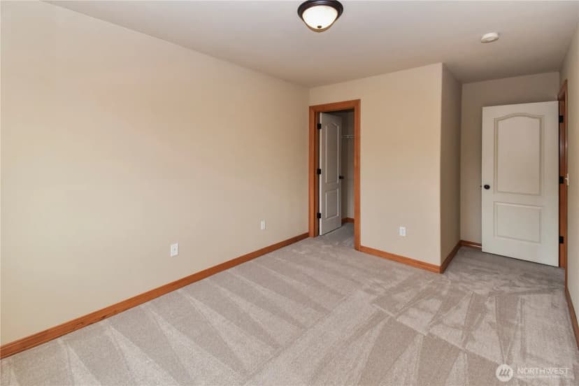 Property photo for 11709 1st Place Se, Lake Stevens photo 35