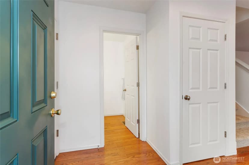 Property photo for 6505 206th Place Ne #b, Arlington photo 3