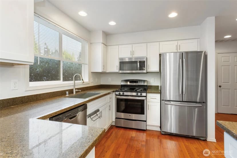Property photo for 6505 206th Place Ne #b, Arlington photo 15