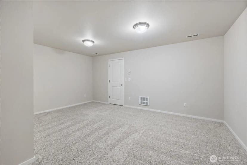 Property photo for 16526 2nd Avenue Se, Bothell photo 30