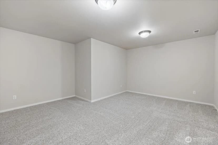 Property photo for 16526 2nd Avenue Se, Bothell photo 31
