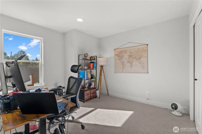 Property photo for 13425 35th Drive Se, Mill Creek photo 11