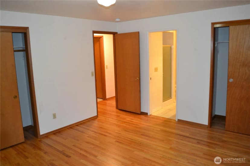 Property photo for 17421 Ne 11th Street, Bellevue photo 23
