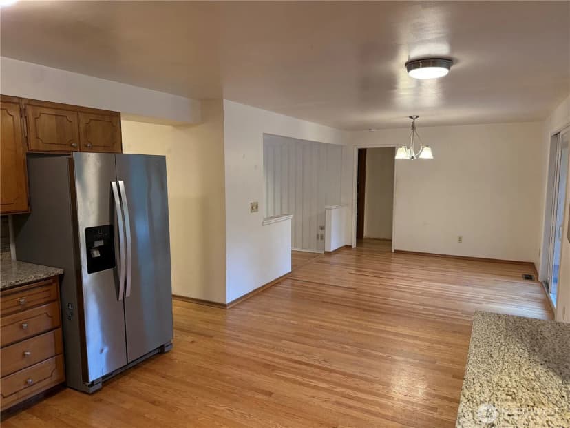 Property photo for 17421 Ne 11th Street, Bellevue photo 18