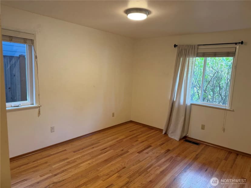Property photo for 17421 Ne 11th Street, Bellevue photo 29
