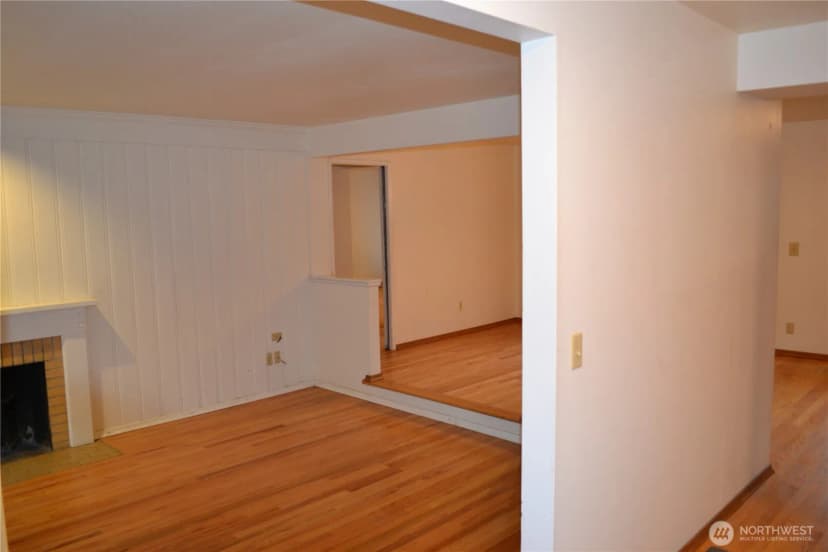 Property photo for 17421 Ne 11th Street, Bellevue photo 7