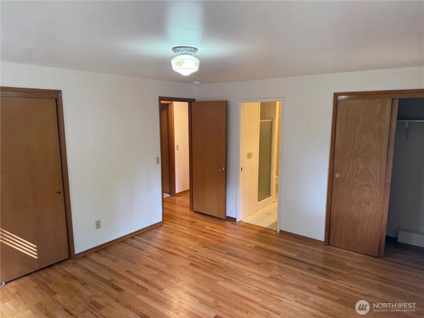 Property photo for 17421 Ne 11th Street, Bellevue photo 22