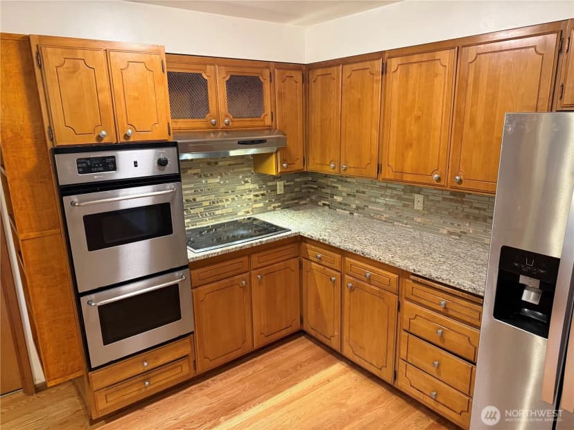 Property photo for 17421 Ne 11th Street, Bellevue photo 17