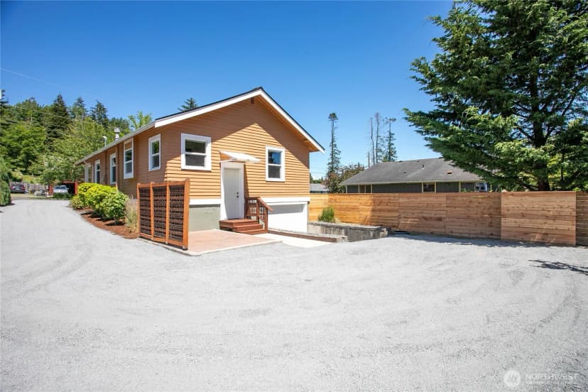 Property photo for 1912 Mill Avenue, Bellingham photo 27