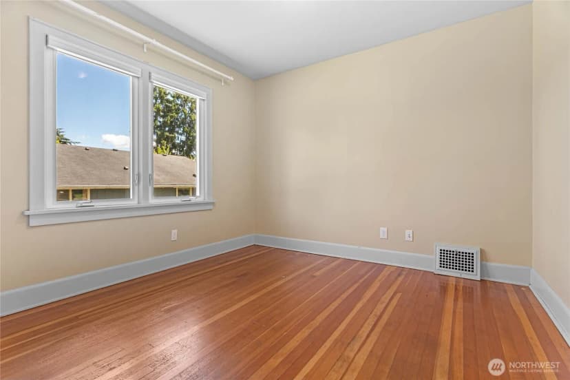 Property photo for 1912 Mill Avenue, Bellingham photo 13