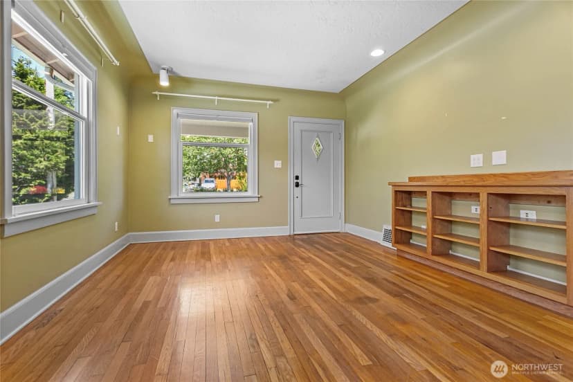 Property photo for 1912 Mill Avenue, Bellingham photo 4