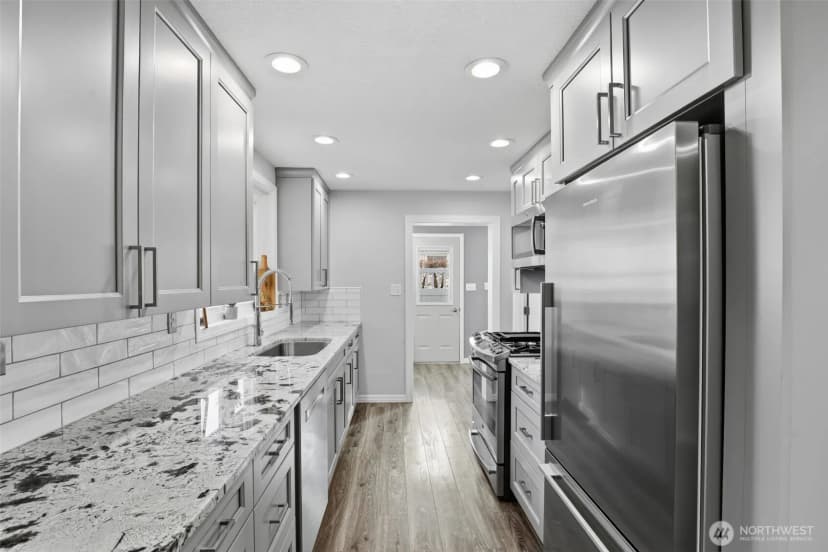 Property photo for 104 W Adams W, Harrington photo 9