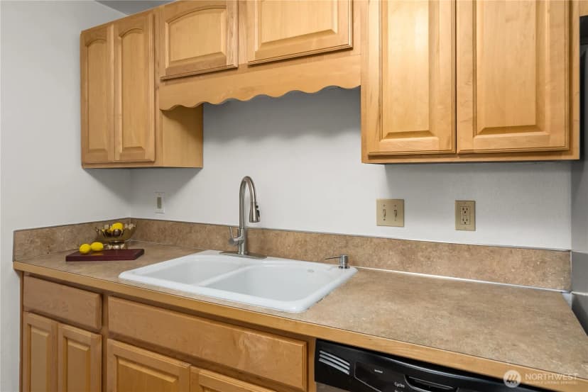 Property photo for 303 Kenyon Street Nw #2a, Olympia photo 13