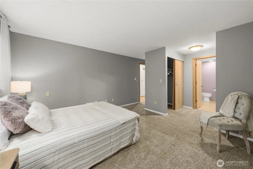 Property photo for 303 Kenyon Street Nw #2a, Olympia photo 22