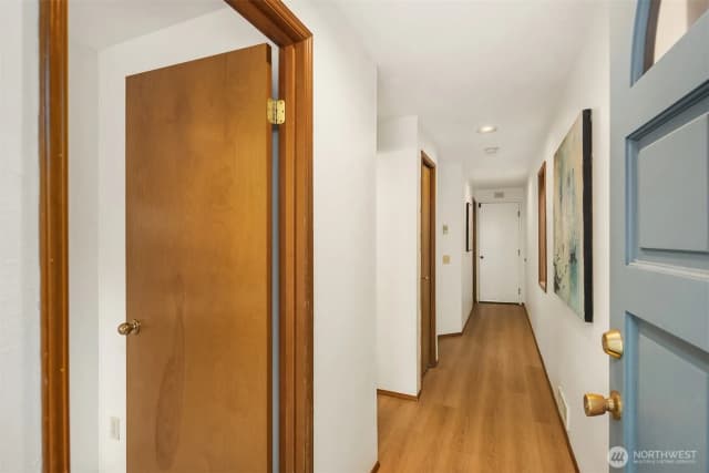 Property photo for 6049 33rd Avenue Ne, Seattle photo 3