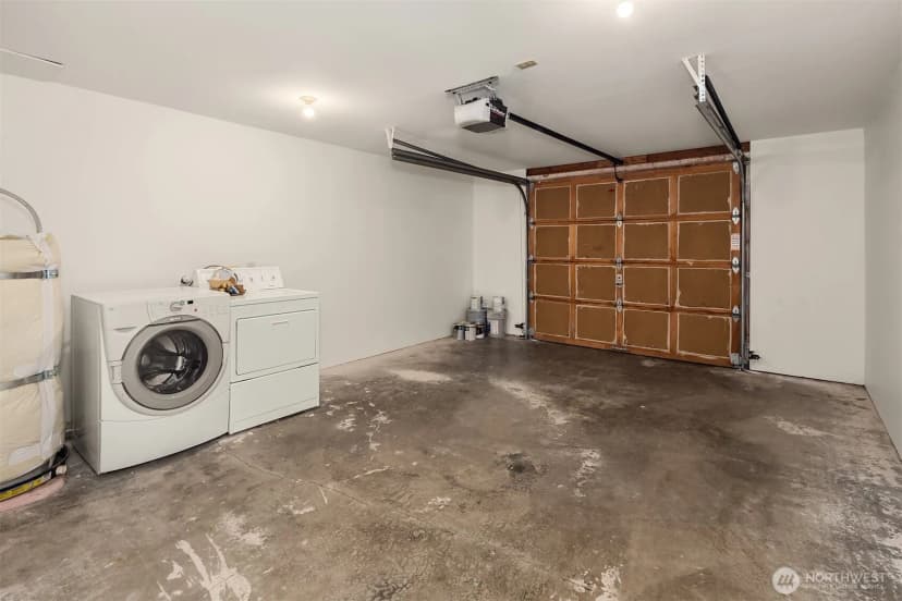Property photo for 6049 33rd Avenue Ne, Seattle photo 17