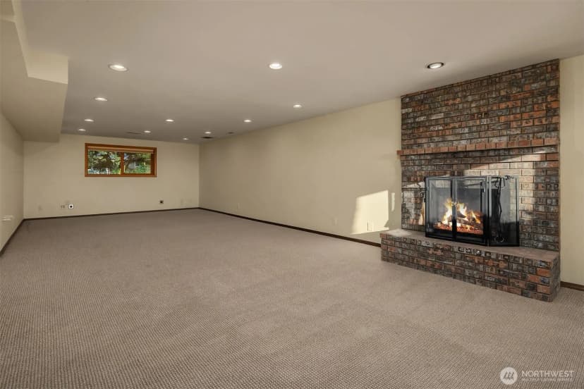 Property photo for 7723 168th Place Sw, Edmonds photo 30