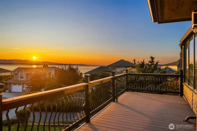 Property photo for 7723 168th Place Sw, Edmonds photo 2