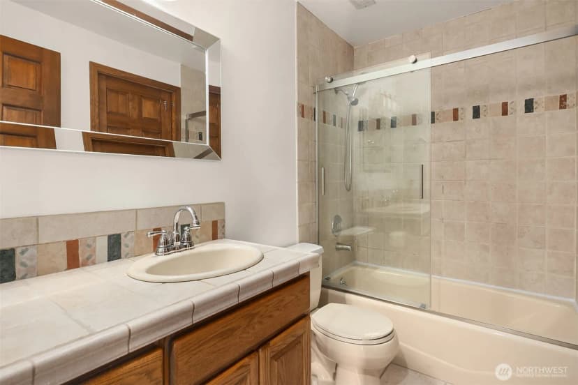 Property photo for 7723 168th Place Sw, Edmonds photo 27