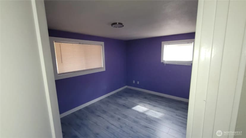 Property photo for 10204 47th Avenue Sw, Lakewood photo 8