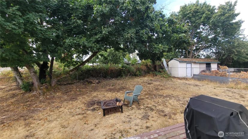 Property photo for 10204 47th Avenue Sw, Lakewood photo 11