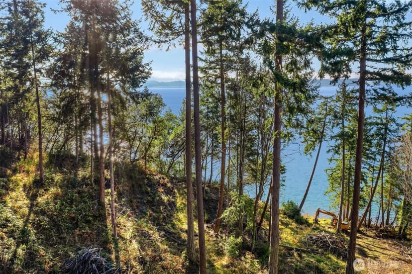 Property photo for 629 3rd Avenue, Fox Island photo 19