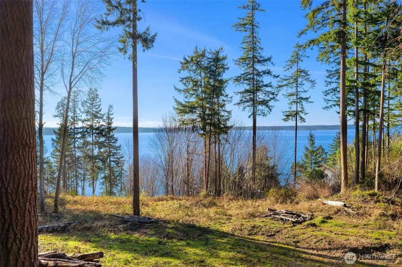 Property photo for 629 3rd Avenue, Fox Island photo 8